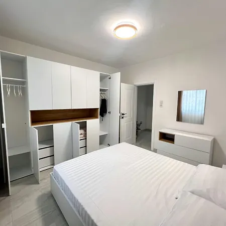 28 Apartment